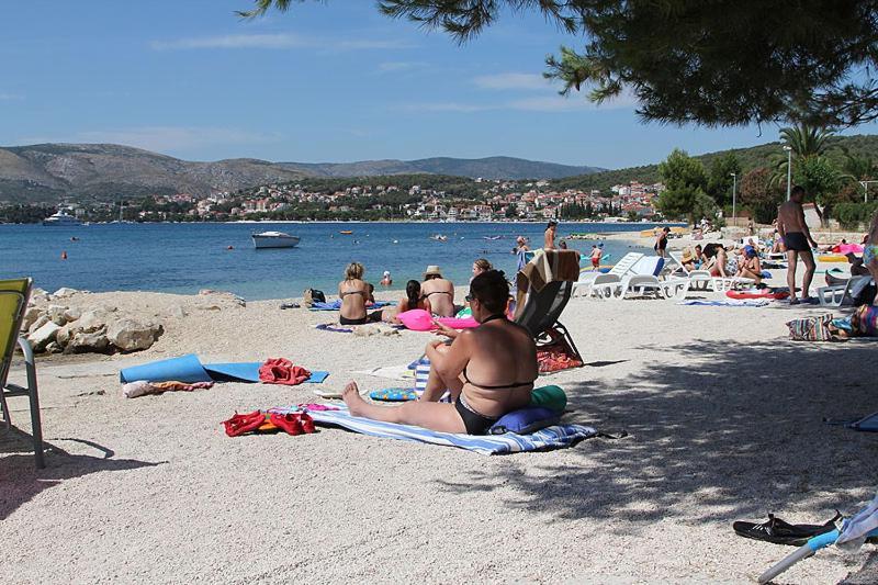 טרוגיר Dalmatia Apartments Ciovo מראה חיצוני תמונה